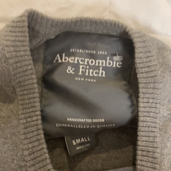 Small - Picture 2 of 2